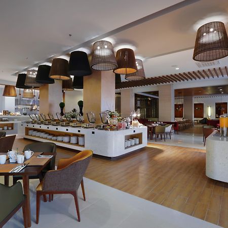 The Alana Hotel And Conference Sentul City By Aston Bogor Exteriör bild
