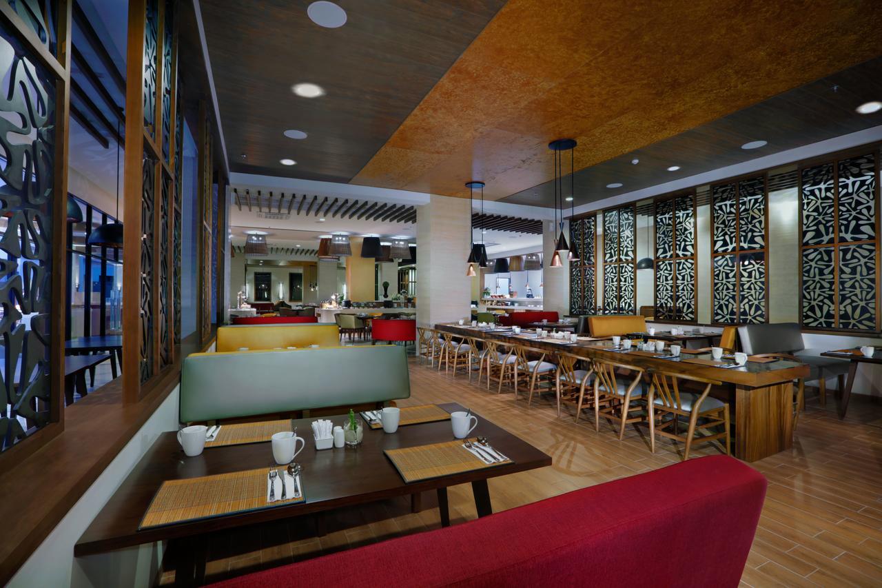 The Alana Hotel And Conference Sentul City By Aston Bogor Exteriör bild
