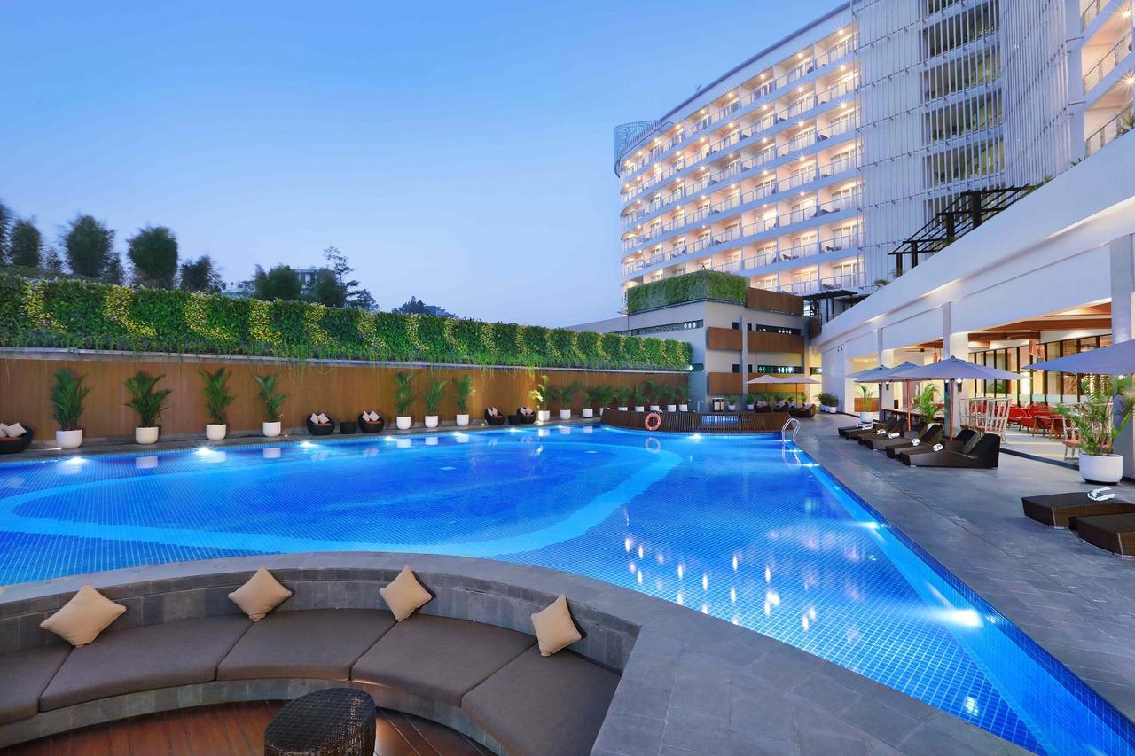 The Alana Hotel And Conference Sentul City By Aston Bogor Exteriör bild
