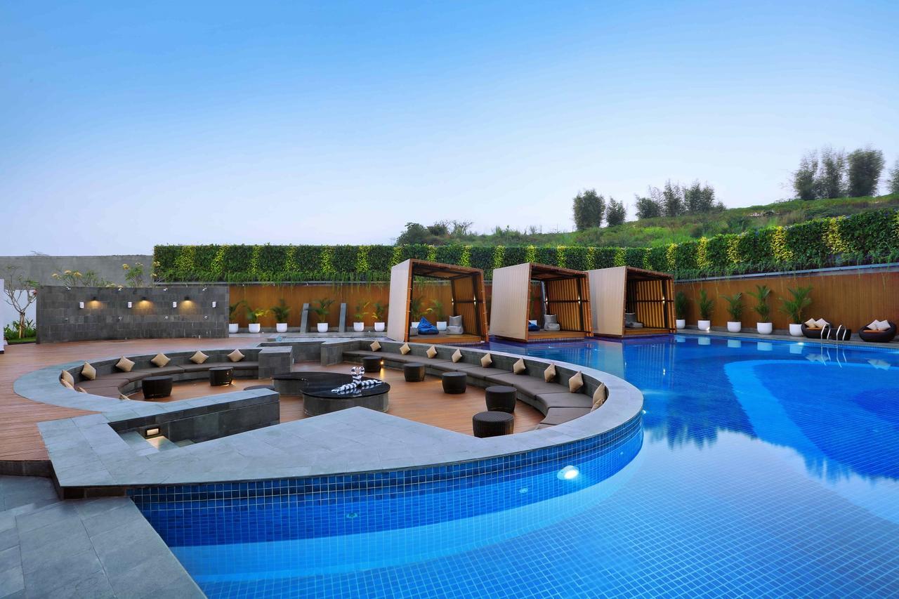 The Alana Hotel And Conference Sentul City By Aston Bogor Exteriör bild